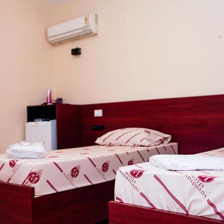 Hotel E Motel Madrugada Иту Экстерьер фото